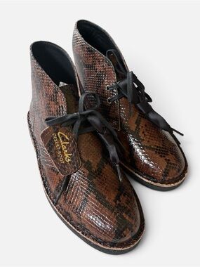 Clarks Desert Boot 2 Women’s 7.5 M Dark Tan Snake Leather Chukka Boots NIB 26155